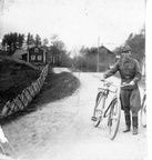 Manssila, vas. Steniuksen talo, oik. Mikko Harlen talo